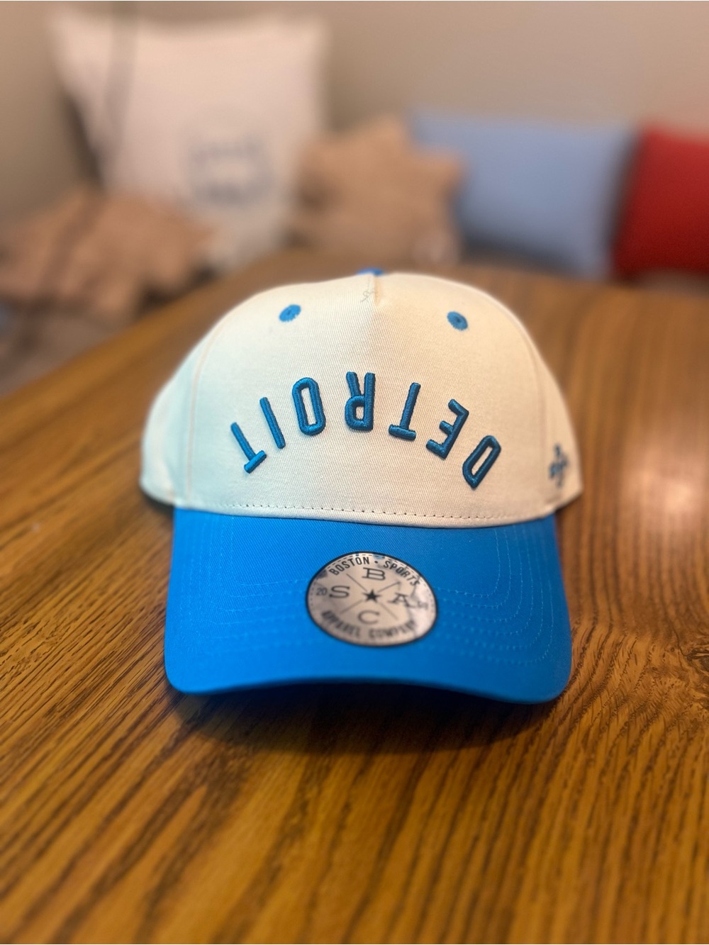 Detroit Upside Down Two-Tone Baseball Cap - Blue & Cream